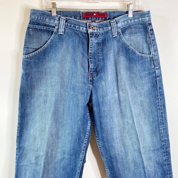Tommy Hilfiger Mens Jeans 34x32 Med Wash Straight Leg Carpenter Style Pockets - Picture 2 of 16
